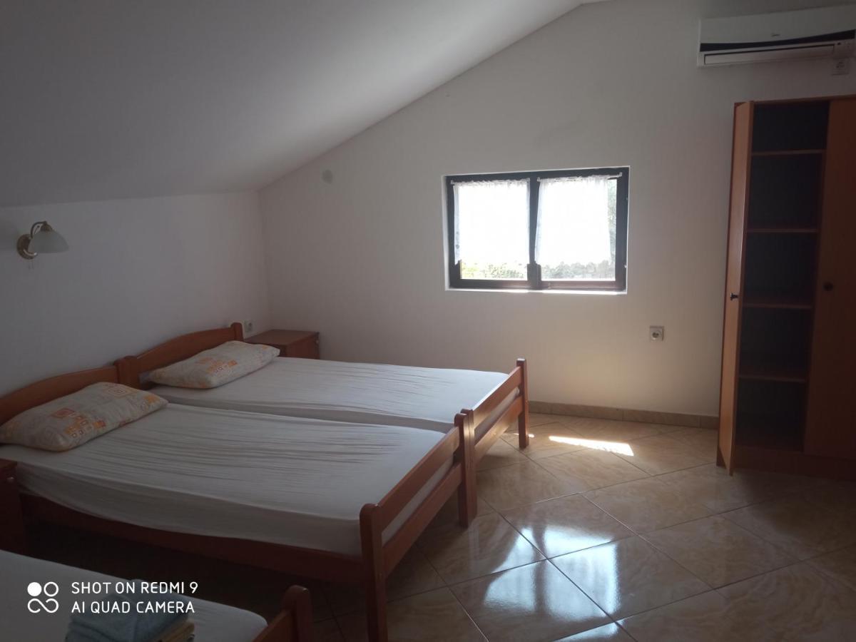 Apartments Petrovic ติวัต ภายนอก รูปภาพ