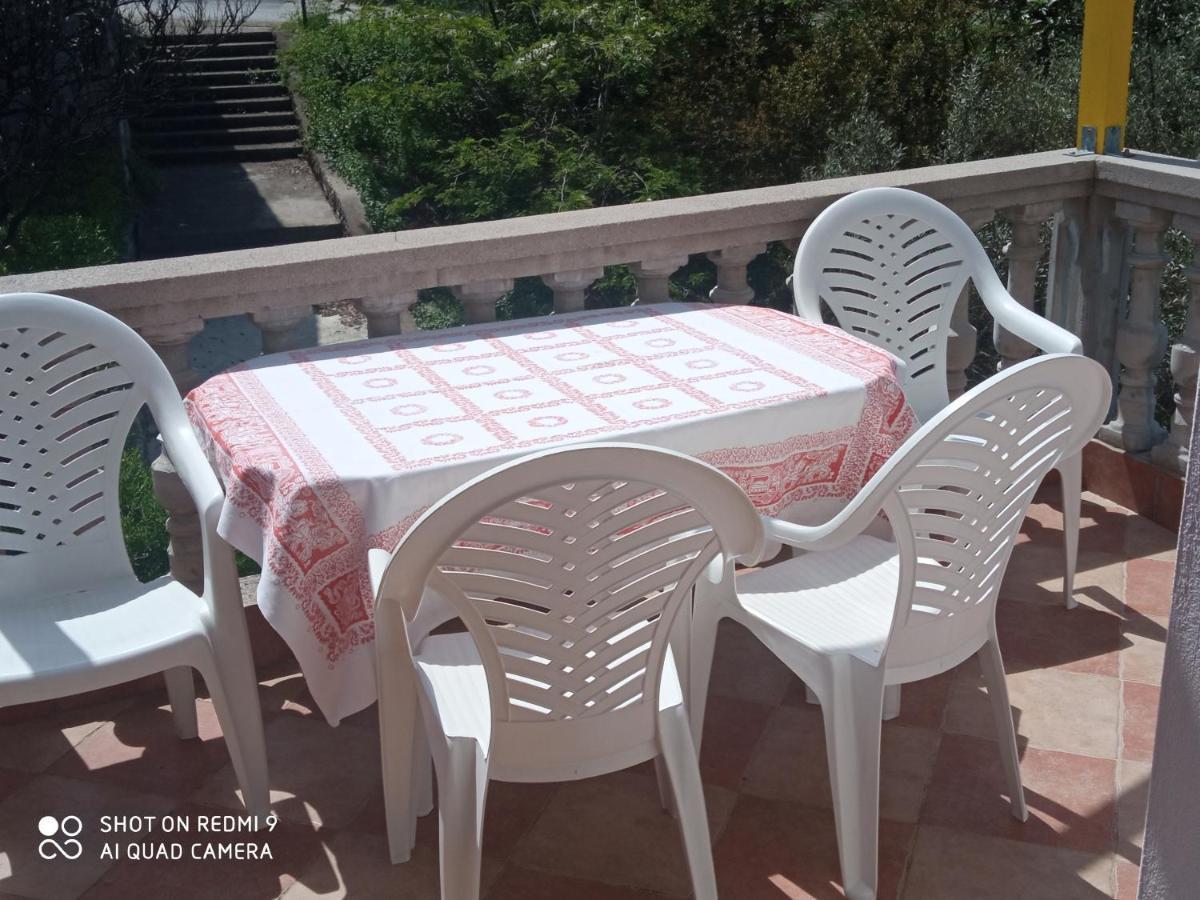 Apartments Petrovic ติวัต ภายนอก รูปภาพ